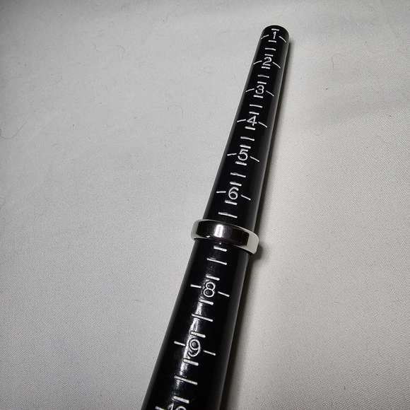 Wedding Ring - Picture 11 of 16